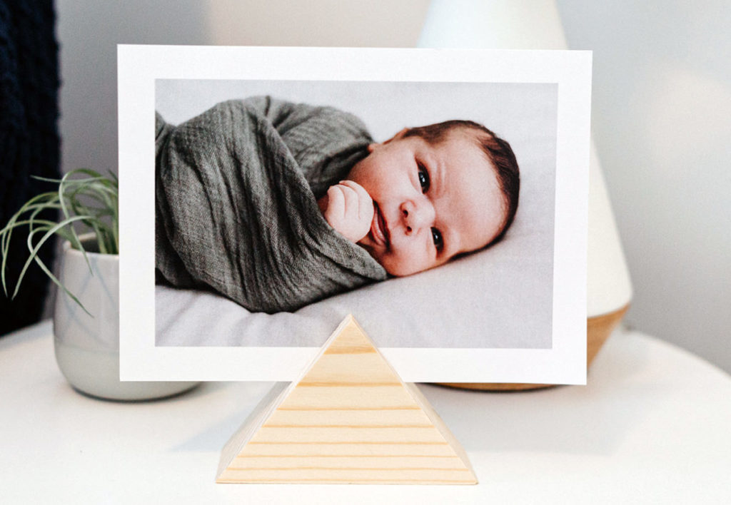 wood photo holder